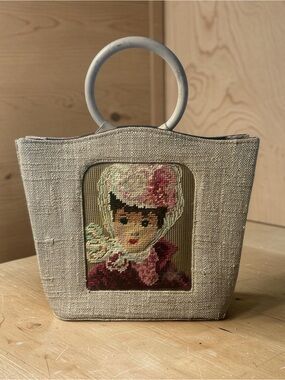 Vintage Needlepoint Portrait Handbag Beige Woven Ring Handle Purse Made in USA